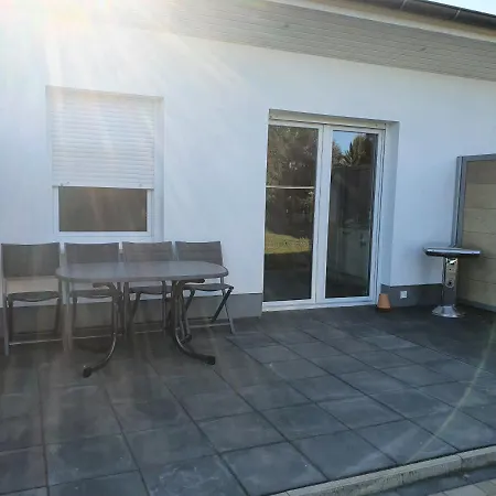 ***fewo Am Achterwasser *** * Lutow