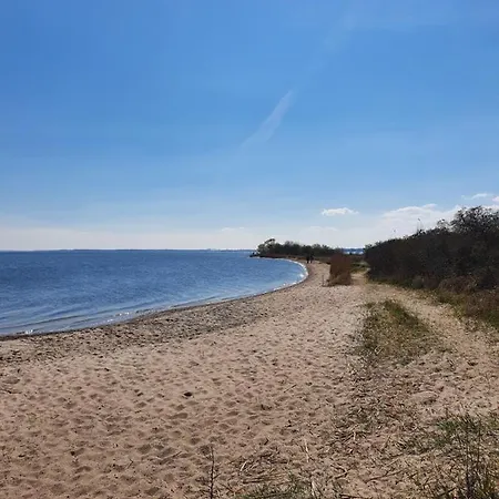 ***fewo Am Achterwasser *** Apartamento Lutow